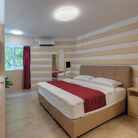 Luxury Studio Yasmine Downtown Мостар Экстерьер фото